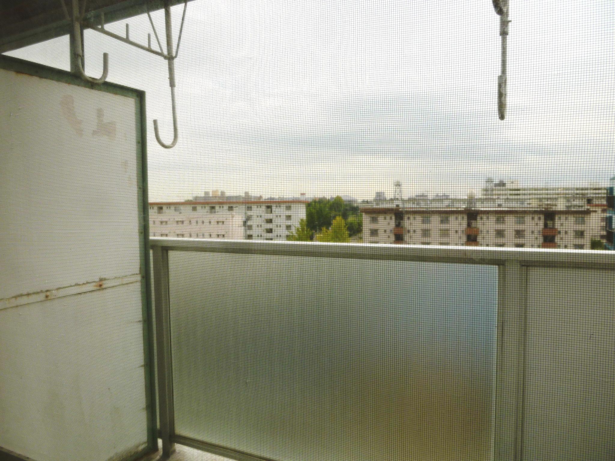 Balcony. Balcony overlooking ・ Things interference hook