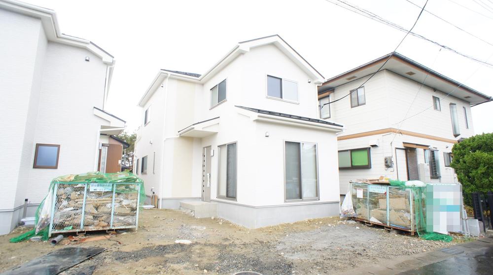 Local photos, including front road