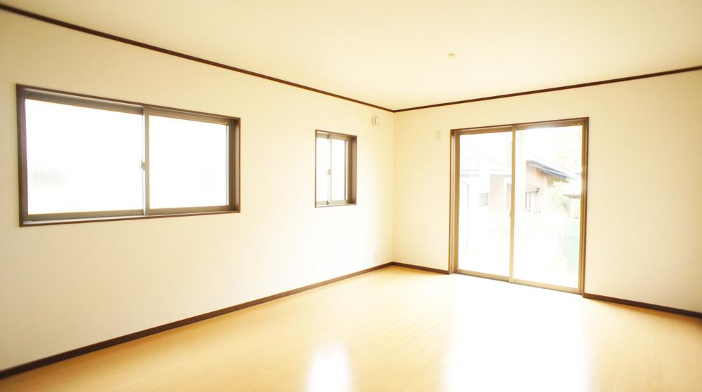 Living. Same specification example