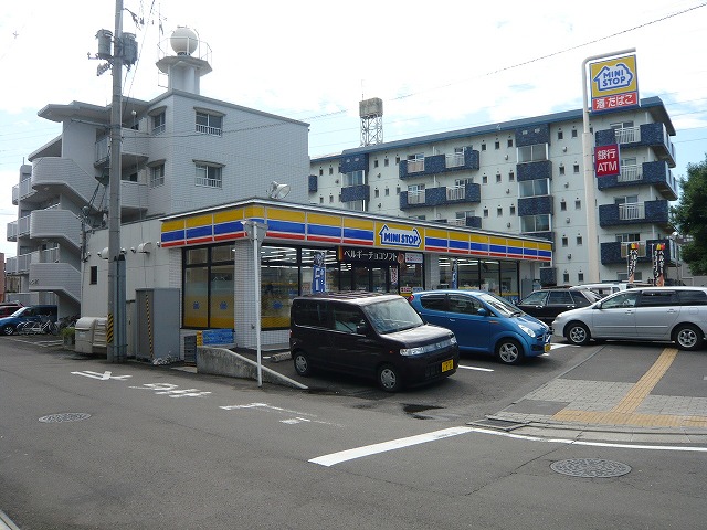 Convenience store. MINISTOP Onoda store up (convenience store) 220m