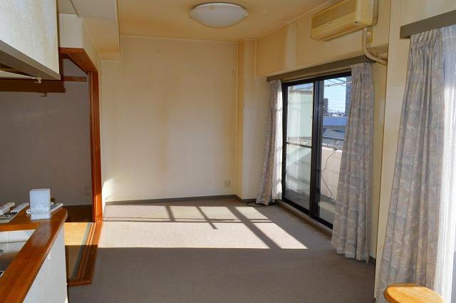 Living. Indoor (12 May 2013) Shooting