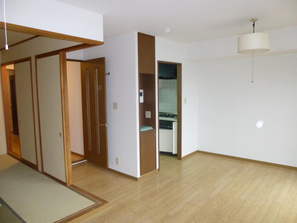 Living. Indoor (July 2013) Shooting