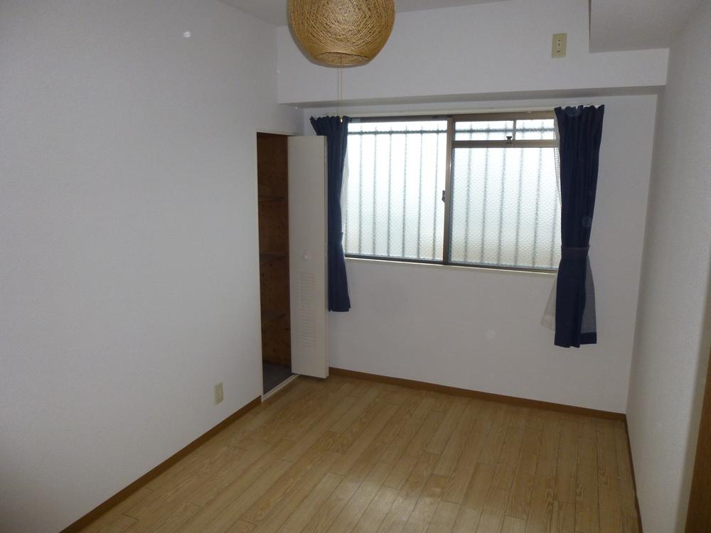 Non-living room. Indoor (July 2013) Shooting