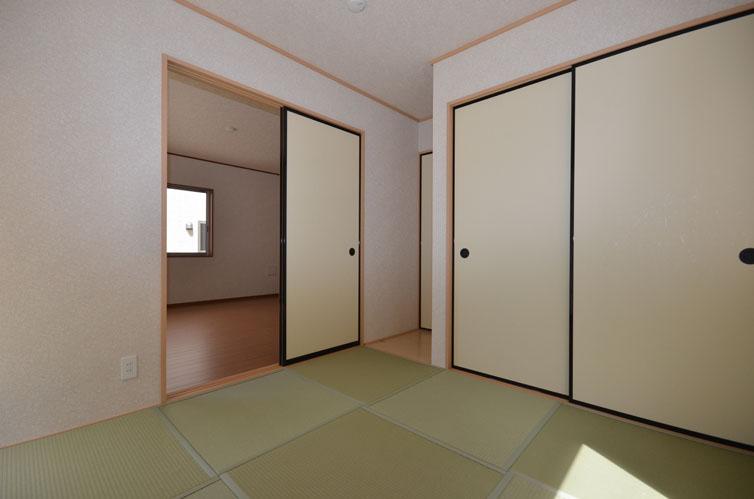 Non-living room. Japanese-style room 5 quires Example of construction