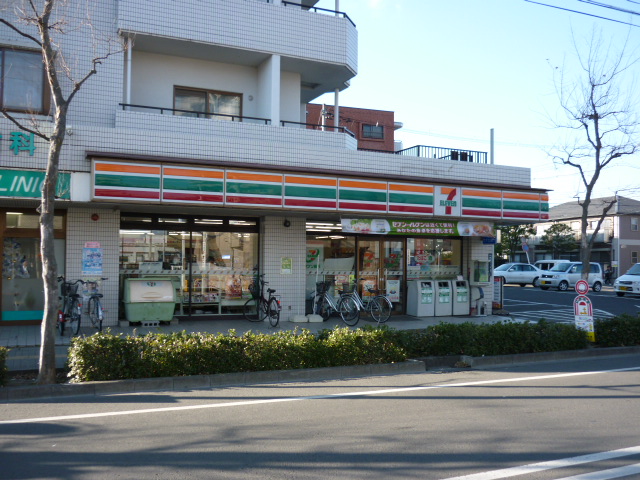 Convenience store. Seven-Eleven Sendai Izumizaki store up (convenience store) 213m