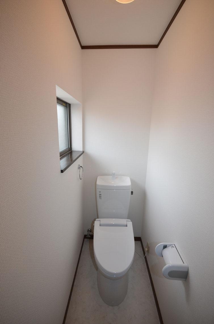 Toilet. Second floor WC Brand new