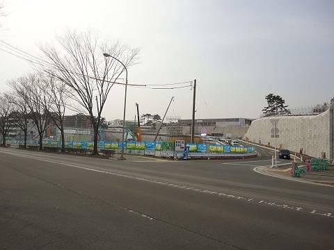 station. Subway Tozai Line "animal park" (tentative name) 880m 2015 scheduled to open to the station
