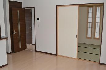Same specifications photos (living). Same specifications