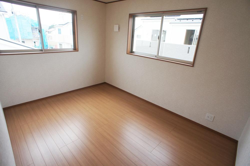 Non-living room. Same specifications Photos