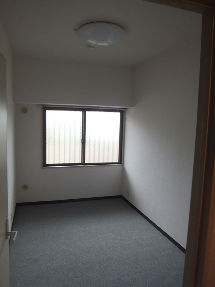 Living and room. Western style room About 4.6 is a tatami.