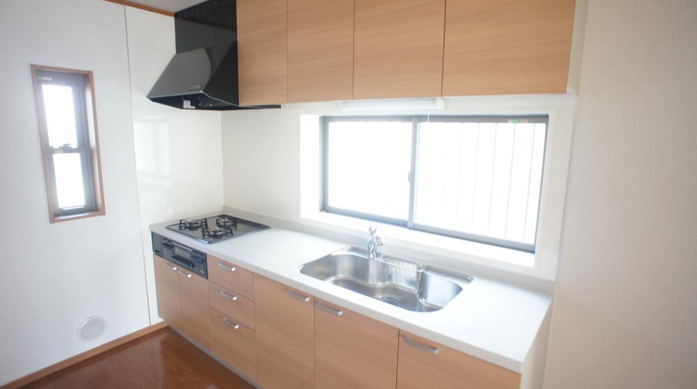 Same specifications photo (kitchen). Same specification example