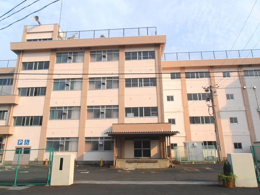 Primary school. 610m to Sendai Municipal Kongosawa Elementary School