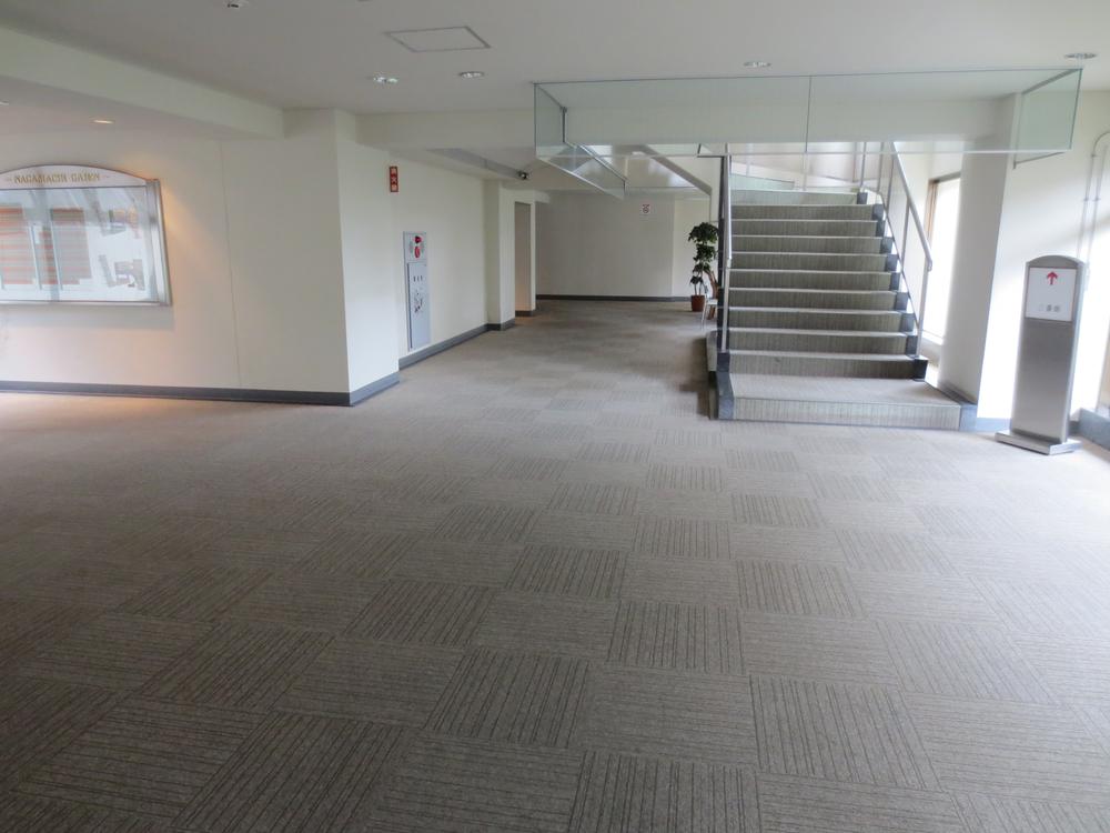 Entrance. In the entrance (October 2013) Shooting