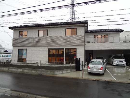 Local appearance photo. February 2012 Built ・ Building area: 80.99 square meters