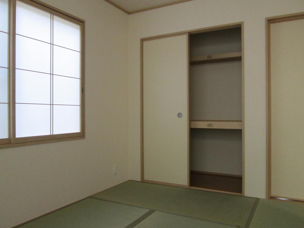Non-living room. Living is a Japanese-style room adjacent to the