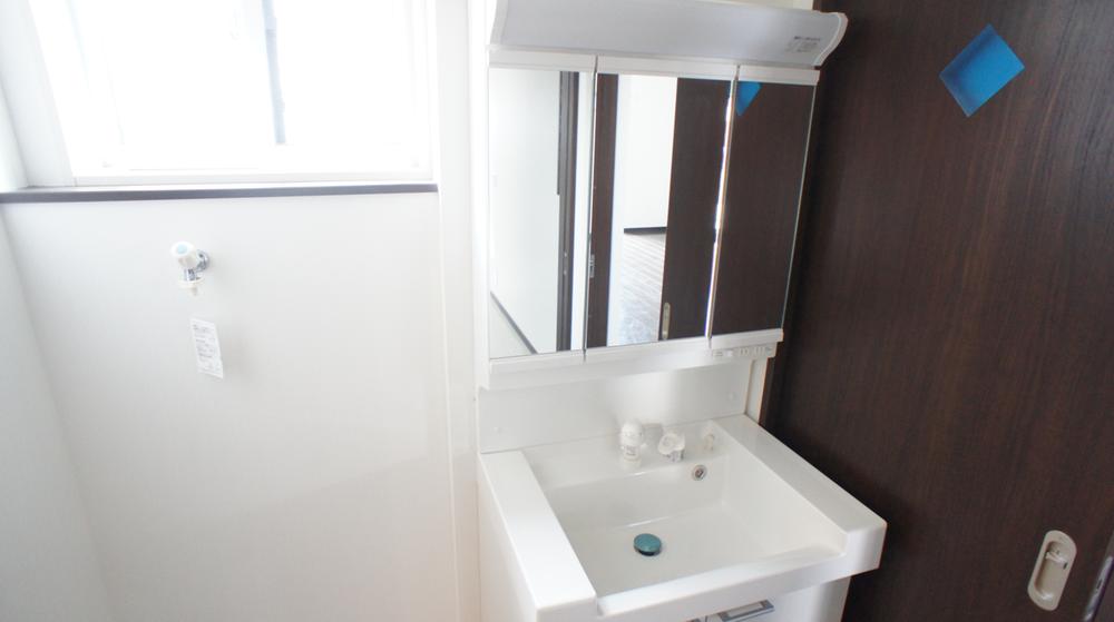 Same specifications photos (Other introspection)