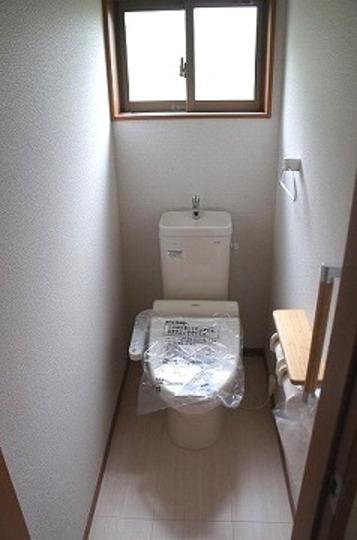 Toilet. Toilet construction cases (same specifications of the construction company)