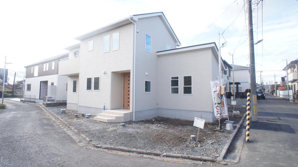 Local photos, including front road