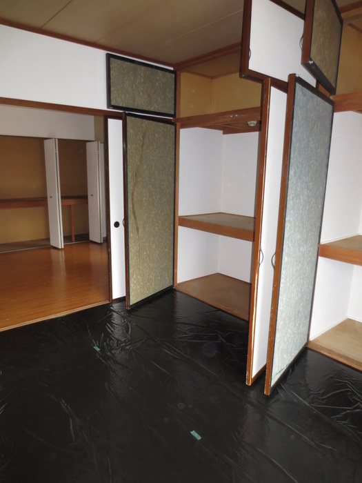 Living and room. Japanese If Ureshii tatami rooms! There is Japanese-style room