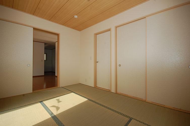 Non-living room. Japanese-style room 6 quires Example of construction