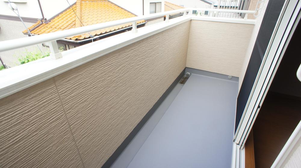 Same specifications photos (Other introspection). Balcony same specification example