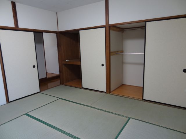 Living and room. Closet between 2 is the storage capacity large.