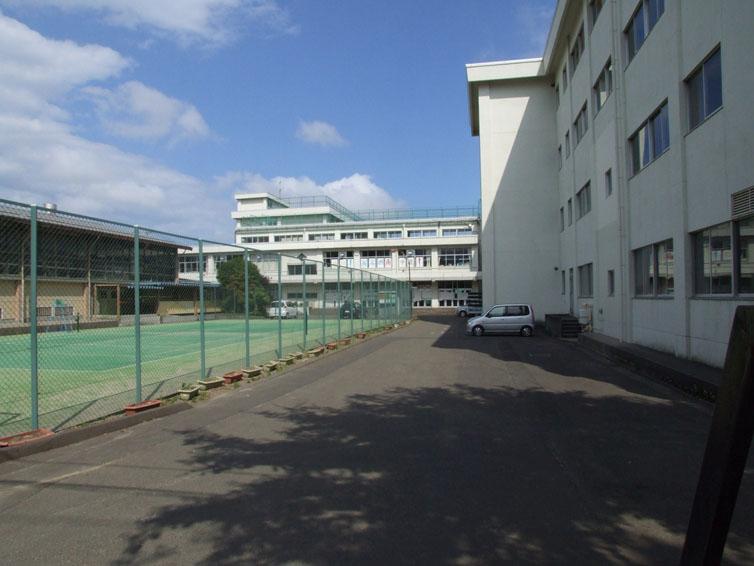 Junior high school. 1927m to Sendai Municipal Minamikoizumi junior high school