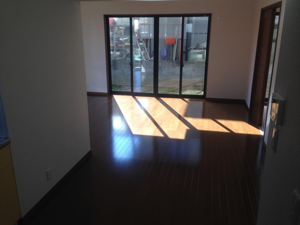 Living. Indoor (11 May 2013) Shooting Day good, Spacious LDK