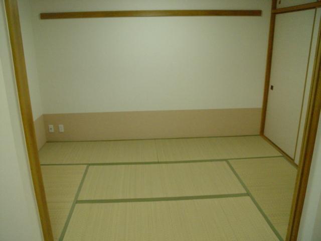 Non-living room