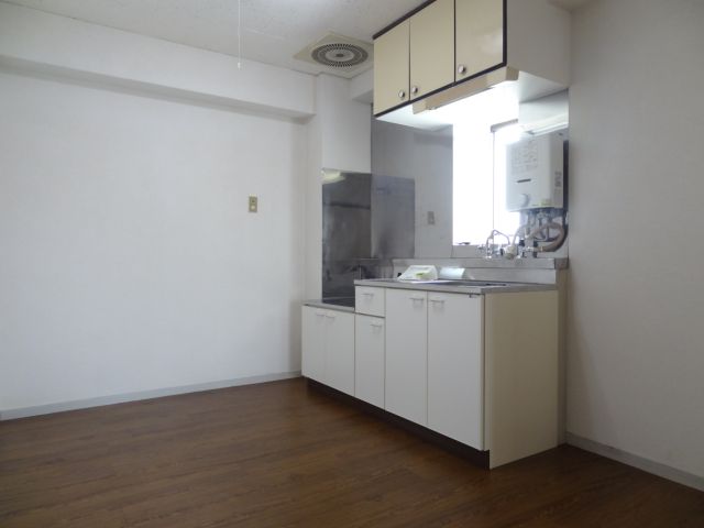 Kitchen. Kitchen space is also very widely, It usability is good.