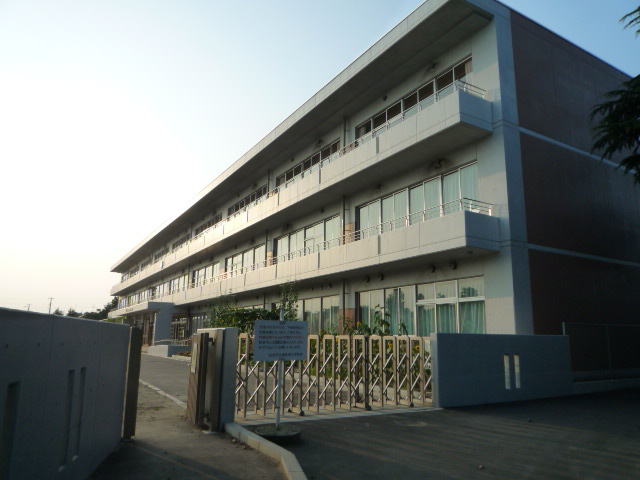 Primary school. 1005m to Sendai Municipal Tomizuka elementary school (elementary school)