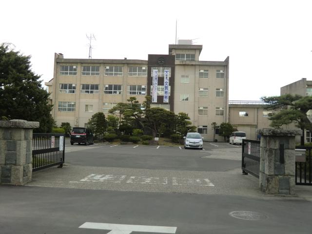 high school ・ College. 680m until the Miyagi Prefectural Okawara Commercial High School