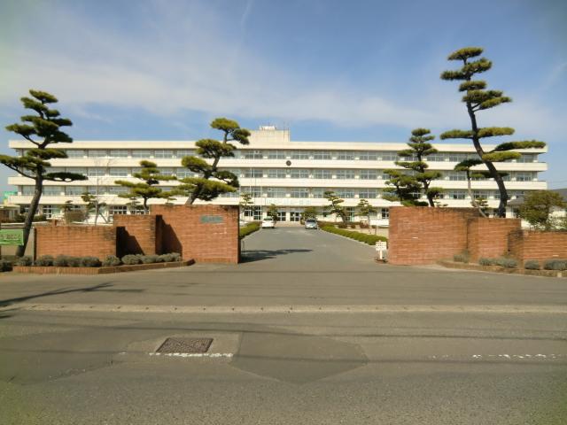 Junior high school. Ōgawara stand Okawara until junior high school 2738m