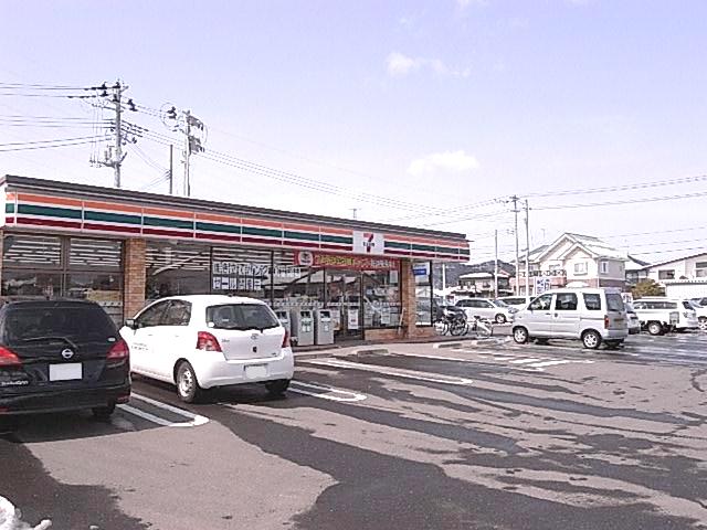 Convenience store. Seven-Eleven Shibata Funaokashin'ei store up (convenience store) 1177m