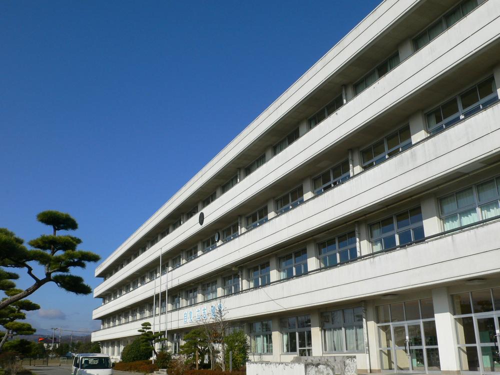Junior high school. Ōgawara stand Okawara until junior high school 708m