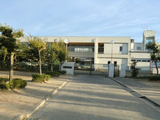 Primary school. 278m until Ōgawara stand Okawara Minami Elementary School