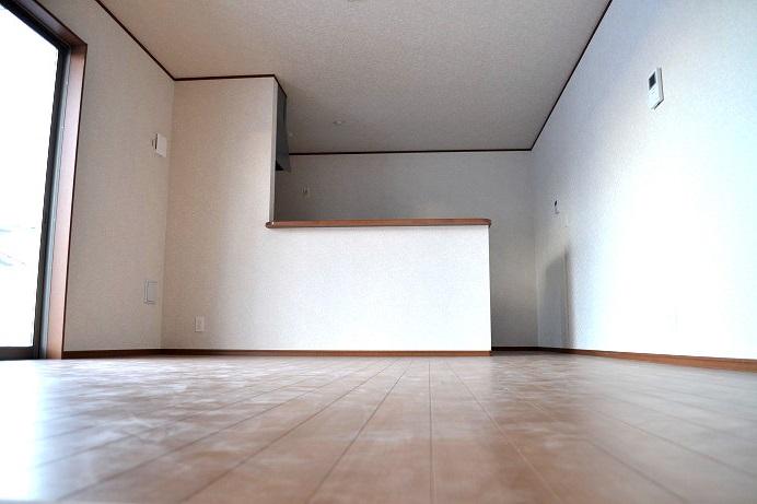 Same specifications photos (living). Same specifications Face-to-face kitchen