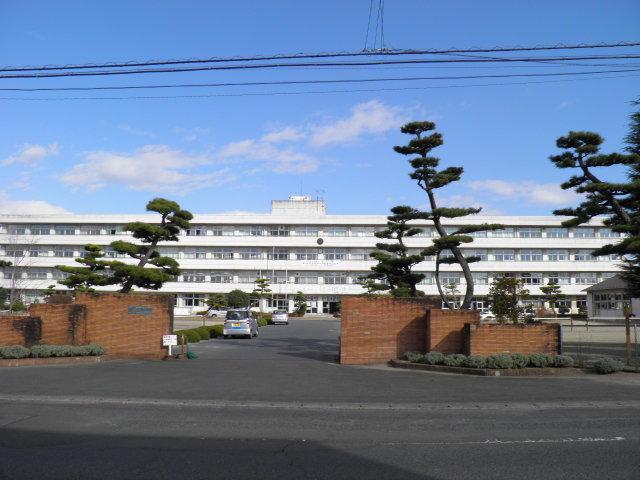 Junior high school. Ōgawara stand Okawara until junior high school 780m