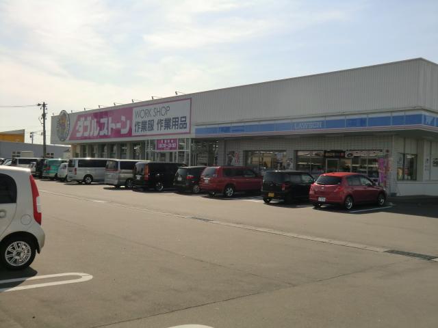 Convenience store. 367m until Lawson Okawara bypass shop