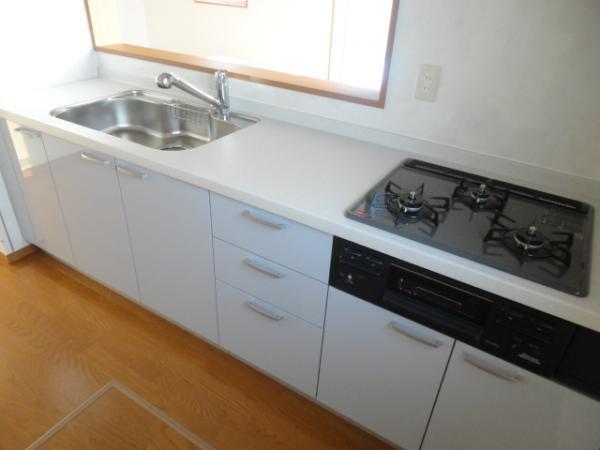 Same specifications photo (kitchen)