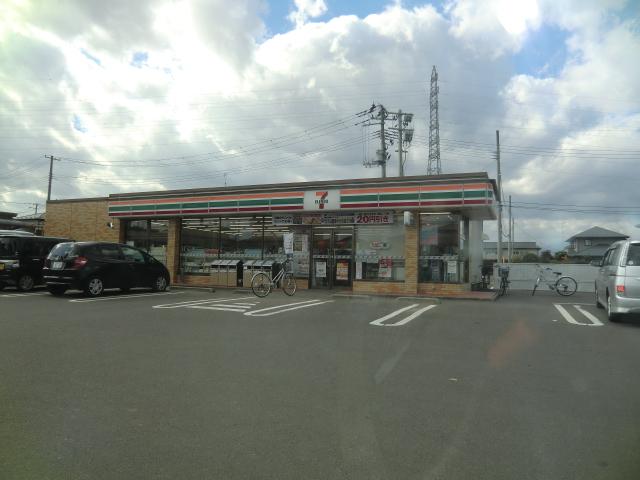 Convenience store. 596m to Seven-Eleven Funaokashin'ei shop Shibata