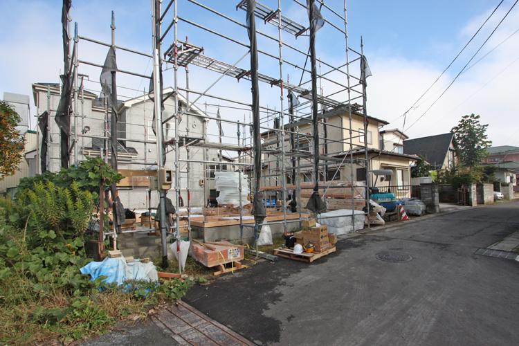 Local appearance photo. Local (10 May 2013) Shooting