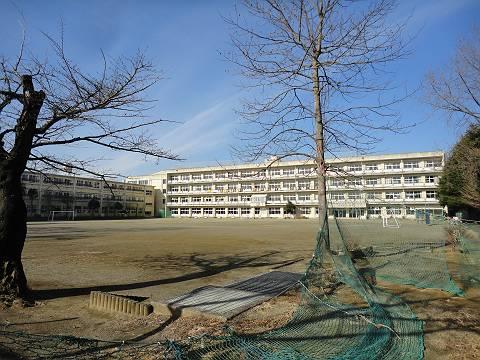 Primary school. Shiogama Municipal to the second elementary school 634m