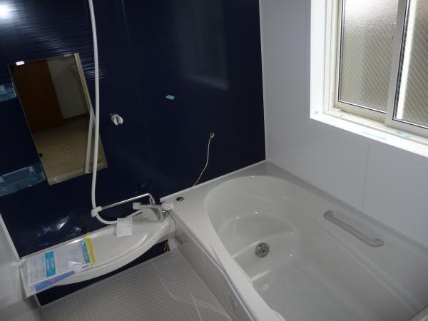 Same specifications photo (bathroom)