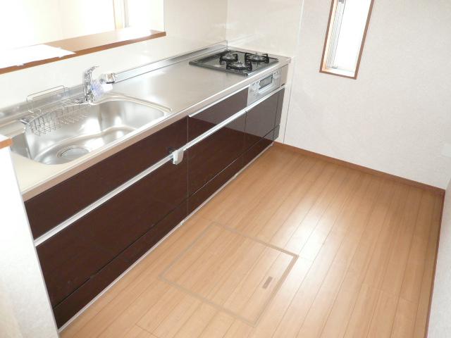 Kitchen. «Same specifications»