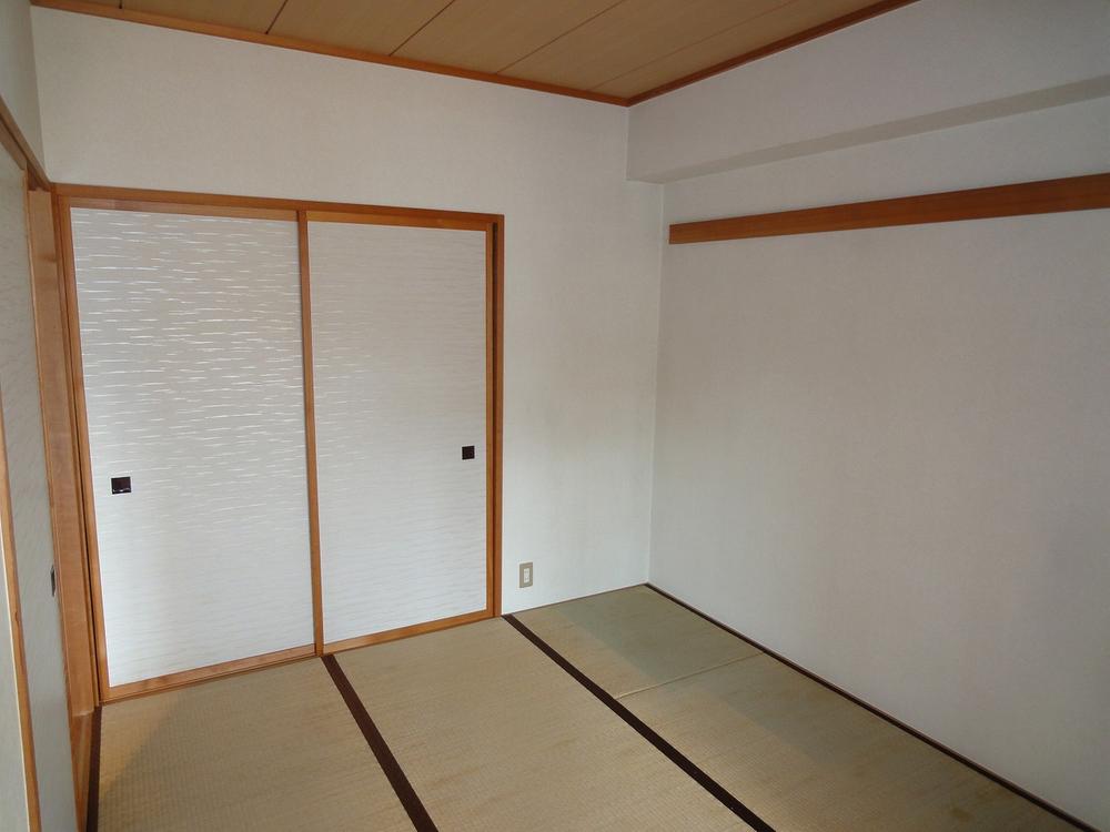 Non-living room. Indoor (September 2013) Shooting