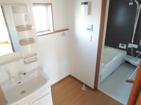 Same specifications photos (Other introspection)