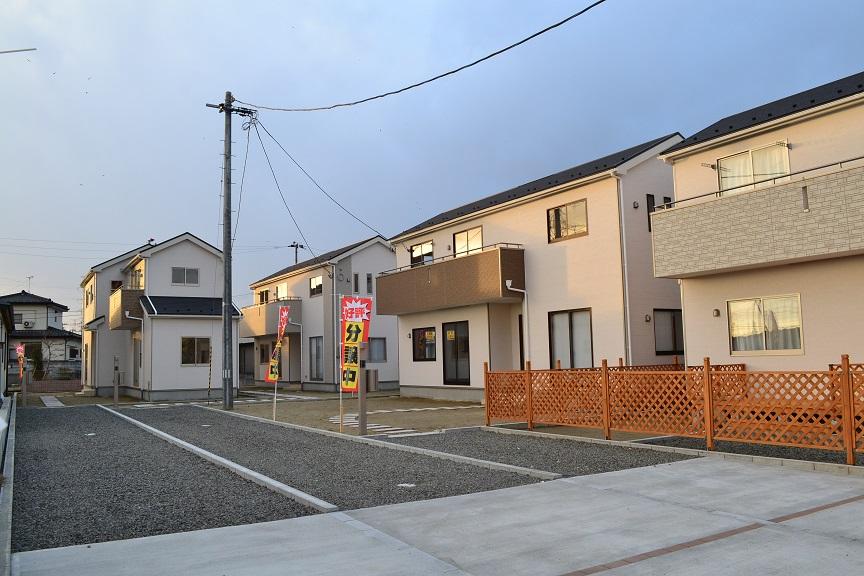 Local appearance photo. Local (11 May 2013) Shooting