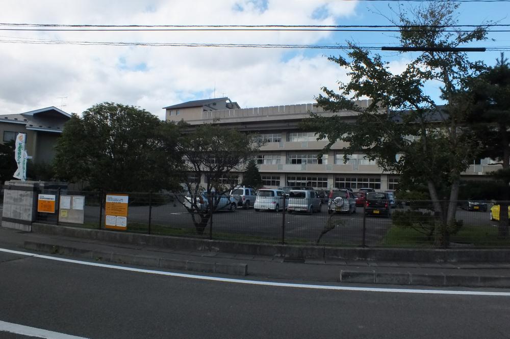 Junior high school. Tagajo 2276m to stand Takasaki junior high school