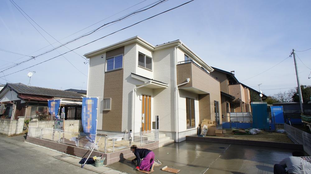 Local appearance photo